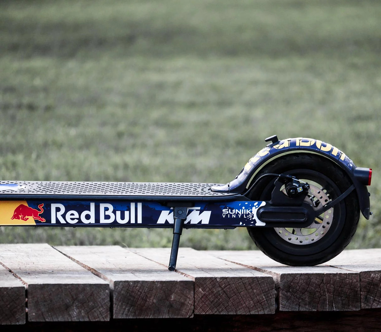 Redbull X KTM Vinil para Xiaomi (Azul)