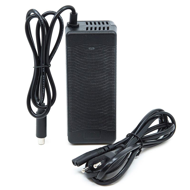 Carregador 48v 2A conector DC8mm